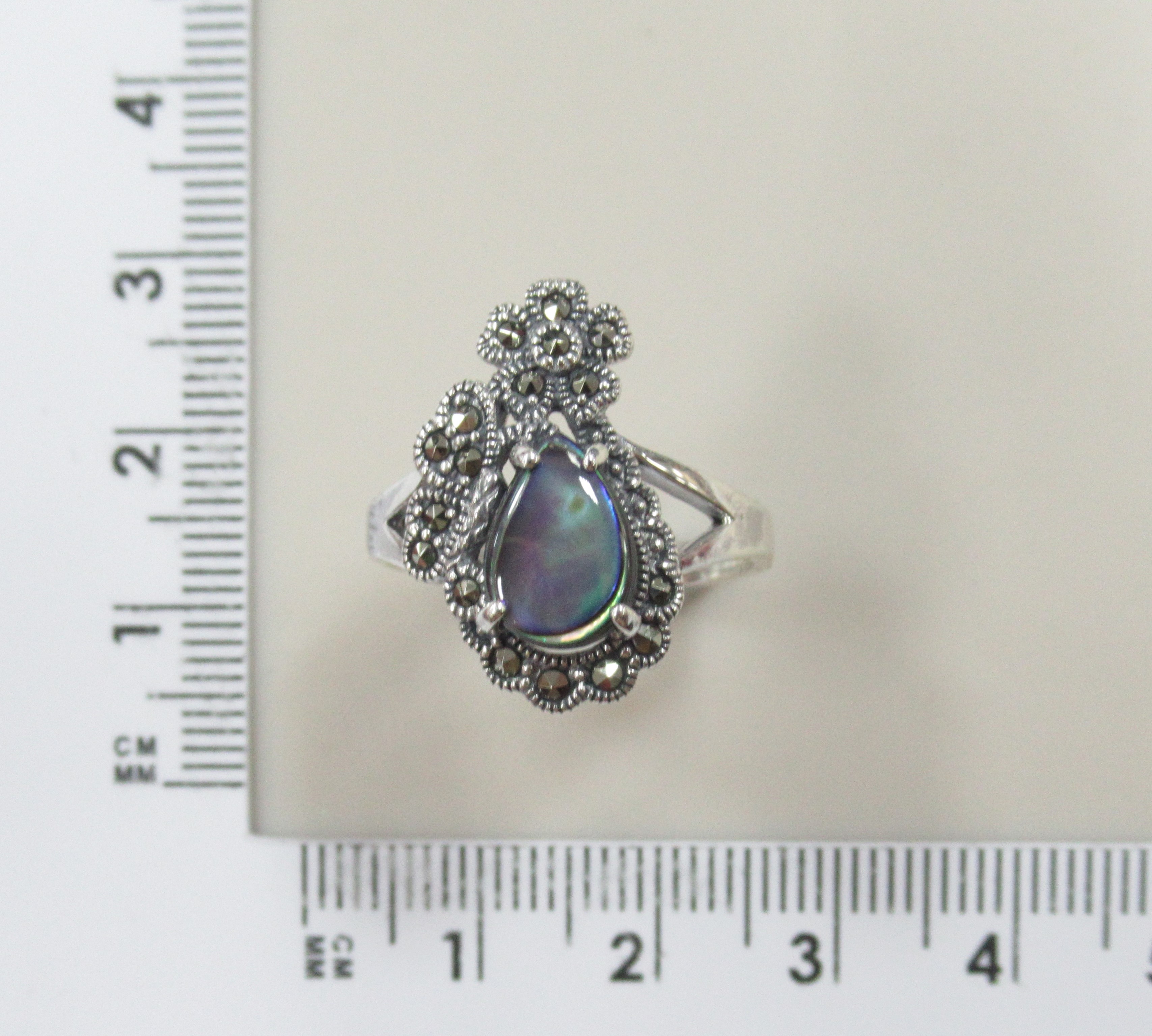 Серебряное кольцо с перламутром абалон